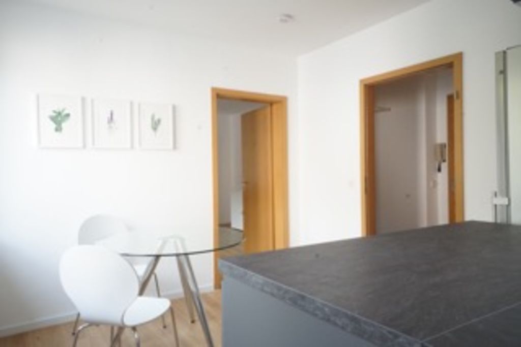 Miete 1 Zimmer Wohnung Essen | Ganze Wohnung | Essen | 2,5 Zimmer Apartment | Hominext