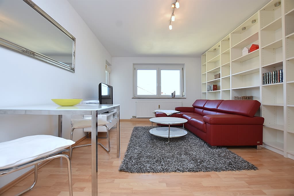 Rent 1 room apartment Stuttgart | Entire place | Stuttgart | Modern möbliert, perfekte zentrale Lage und Balkon mit Blick über Stuttgart | Hominext