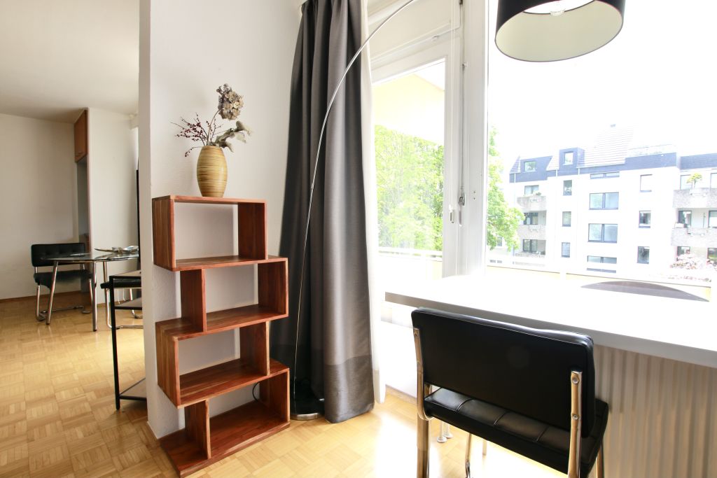 Rent 1 room apartment Köln | Entire place | Köln | Sehr zentrale und helle Wohnung Nahe Barbarossaplatz | Hominext