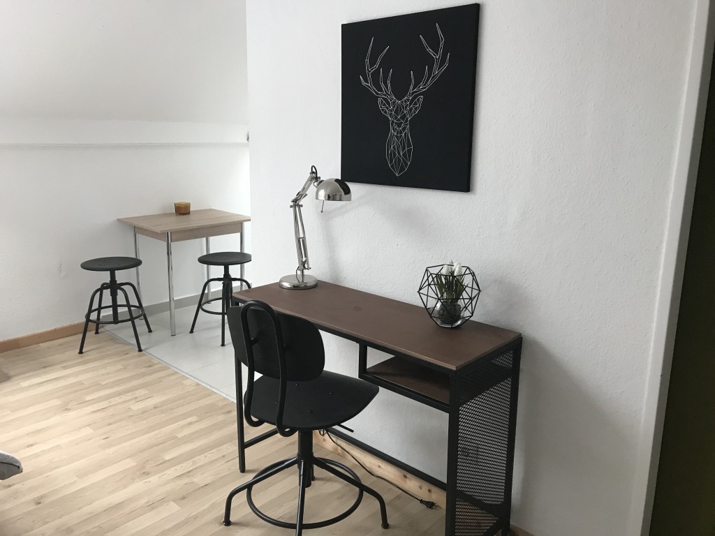 Miete 1 Zimmer Wohnung Bremen | Ganze Wohnung | Bremen | Stylische 1-Zimmer Dachgeschosswohnung im Fesenfeld | Hominext