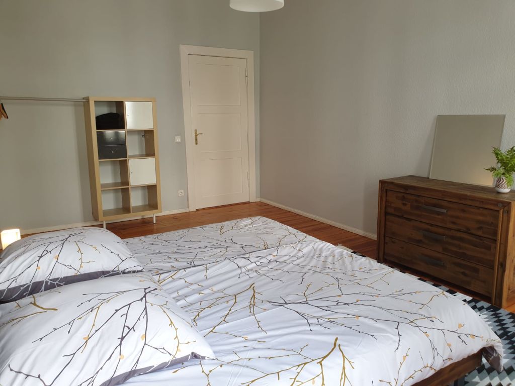 Miete 2 Zimmer Wohnung Berlin | Ganze Wohnung | Berlin | 3-Zimmer-Perle mit einem Balkon | Hominext