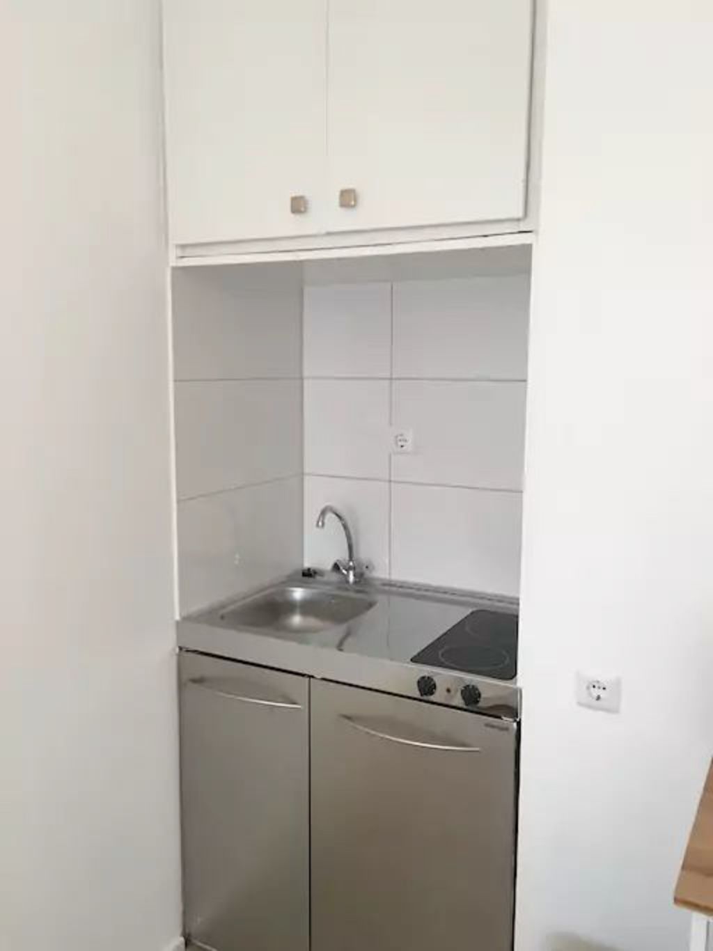 Rent 1 room apartment Köln | Entire place | Köln | Modern & Cosy flat located at Friesenstrasse | Hominext