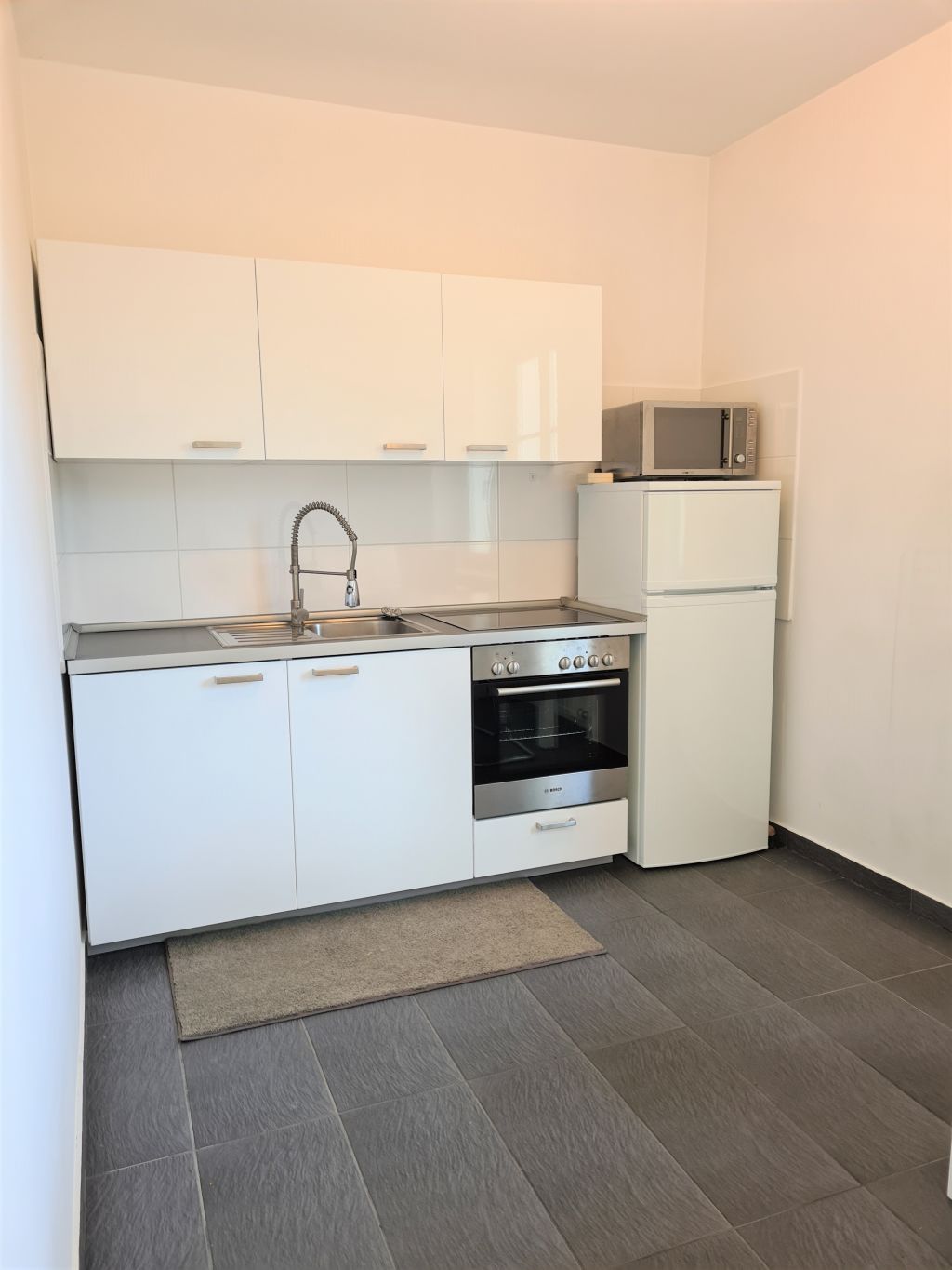 Miete 1 Zimmer Wohnung Stuttgart | Ganze Wohnung | Stuttgart | Möblierte Apartments in unmittelbarer Nähe von GTA | Hominext