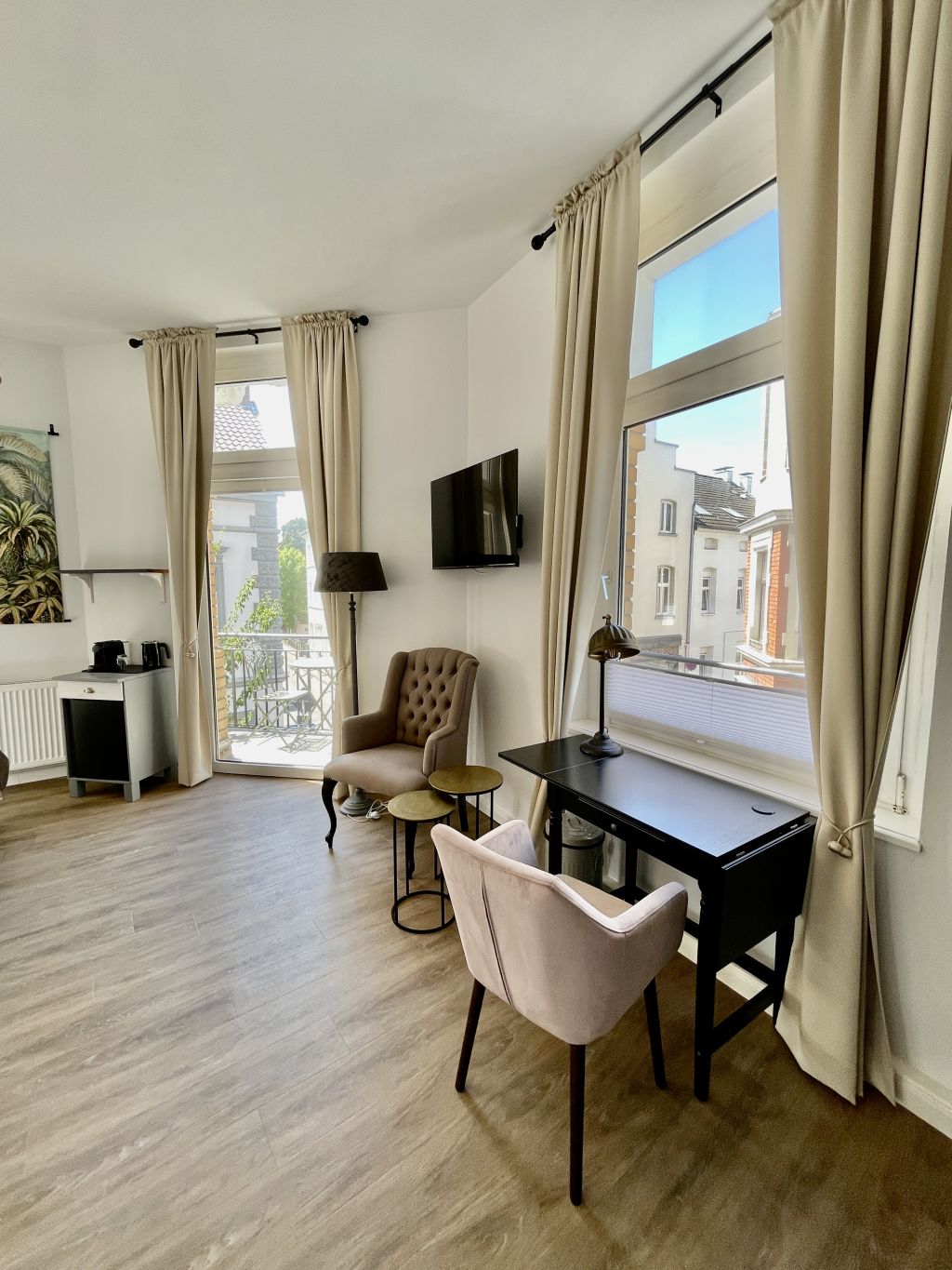 Rent 1 room apartment Königswinter | Studio | Königswinter | Coliving (eigenes Bad u. Zimmer) inkl. Reinigung in der Nähe von Bonn | Hominext