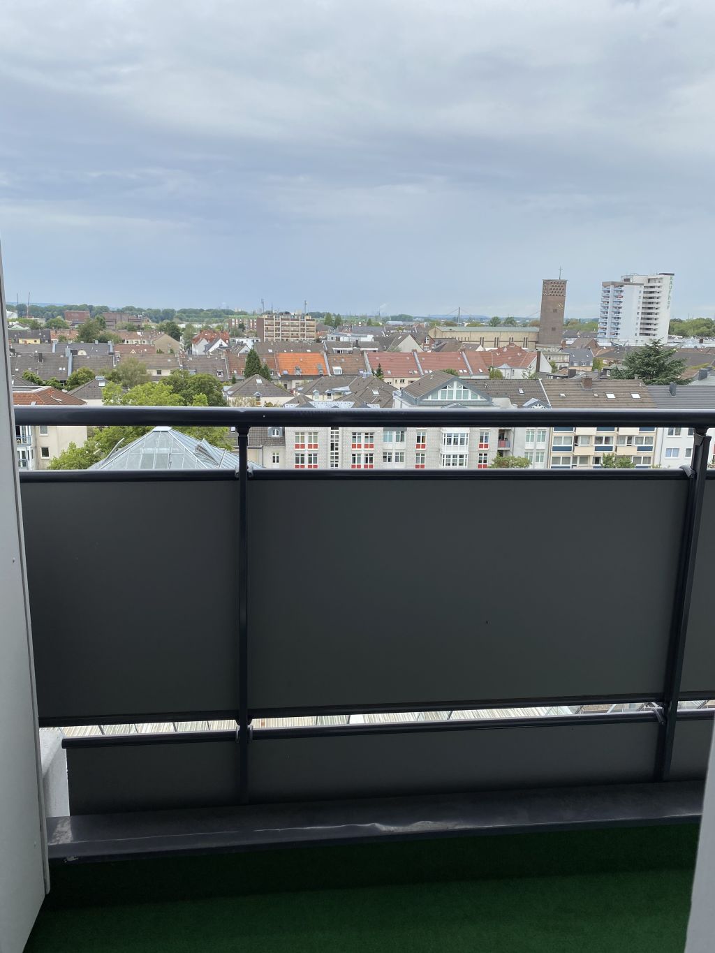 Miete 1 Zimmer Wohnung Leverkusen | Ganze Wohnung | Leverkusen | Zentral liegendes sonniges und ruhiges Apartment mit Fernsicht | Hominext