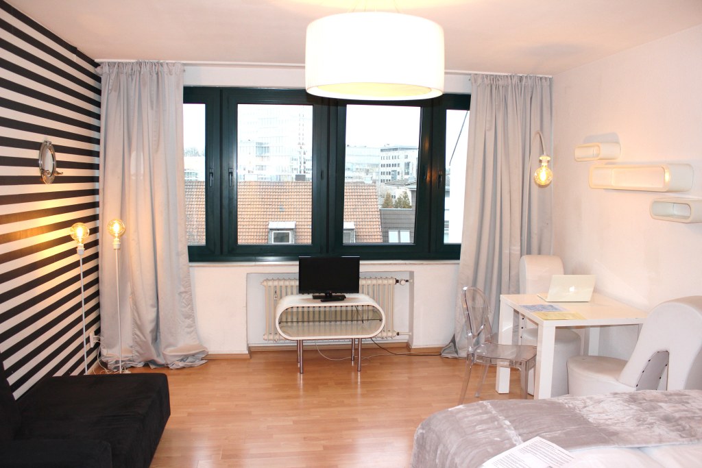 Rent 1 room apartment Köln | Entire place | Köln | Tolles Luxusapartement in der Kölner Innenstadt | Hominext