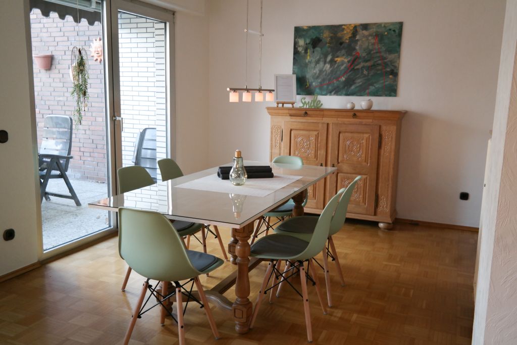 Rent 2 rooms apartment Duisburg | Entire place | Duisburg | Ferienhaus in guter Wohnlage mit hervorragender Anbindung | Hominext