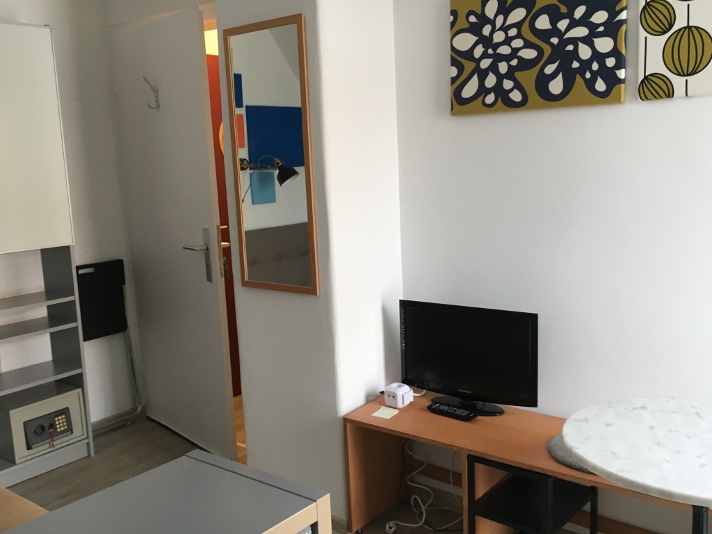 Miete 1 Zimmer Wohnung Oberursel (Taunus) | Ganze Wohnung | Oberursel (Taunus) | 1 Zi-Apt., voll möbliert und ausgestattet in Oberursel nach Frankfurt | Hominext