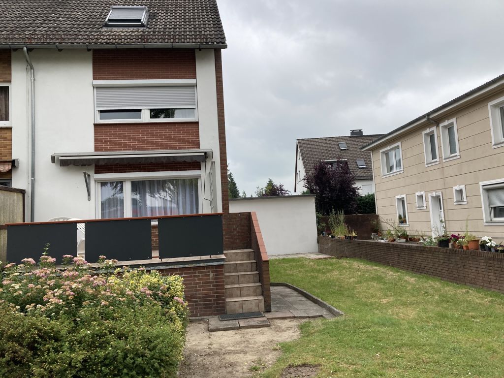 Rent 6 rooms apartment Bremen | Entire place | Bremen | Gästehaus in zentraler Lage in Bremen Osterholz | Hominext