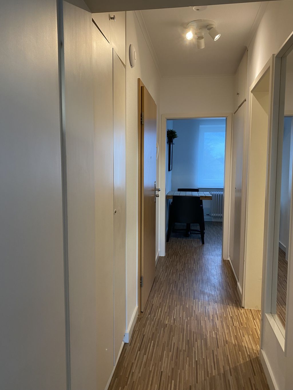 Rent 1 room apartment Köln | Entire place | Köln | Modern, großzügig, zentral, Küche, WIFI | Hominext