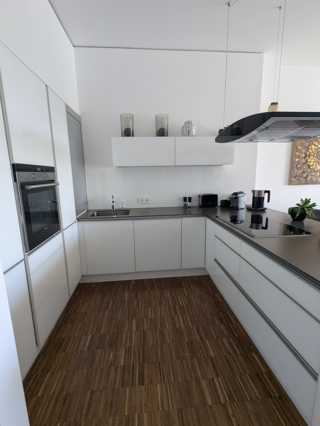 Rent 3 rooms apartment Berlin | Entire place | Berlin | Großzügige möblierte 4-Zimmer-Wohnung im trendigen Friedrichshain-Kreuzberg | Hominext