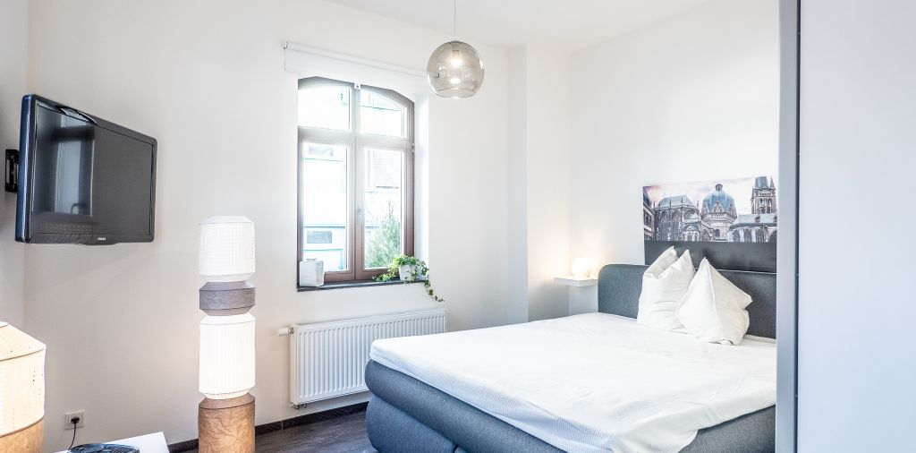 Rent 1 room apartment Aachen | Entire place | Aachen | Möblierte Wohnung Aachener Innenstadt mit Parkplatz | Hominext