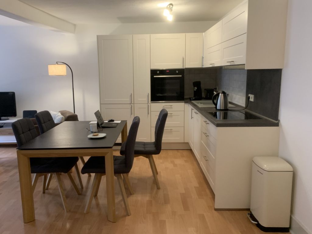 Rent 1 room apartment Überlingen | Entire place | Überlingen | Stadtwohnung am See | Hominext