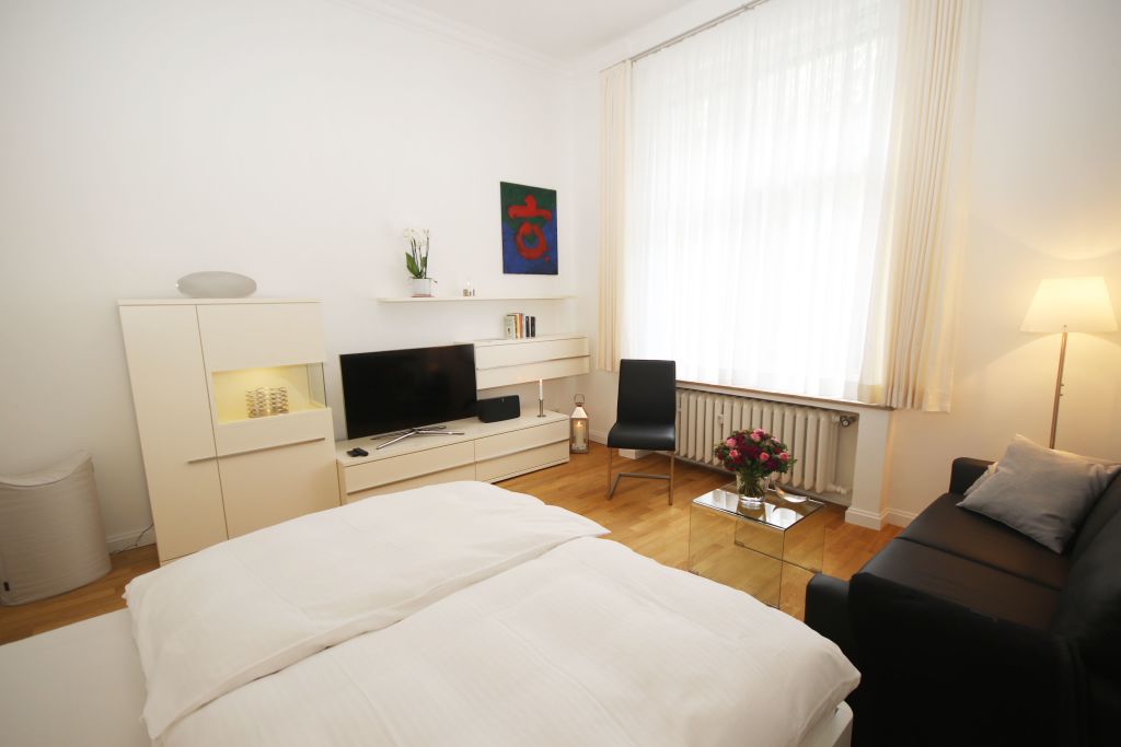 Rent 1 room apartment Düsseldorf | Entire place | Düsseldorf | 1-Raum-Appartement mit separater Küche | Hominext