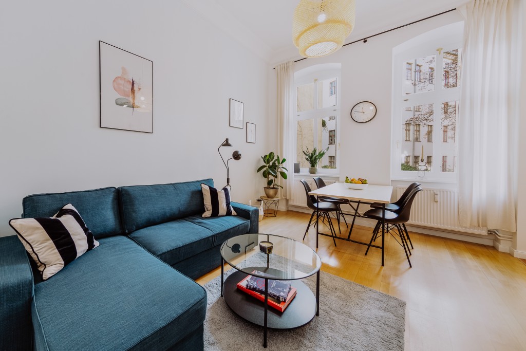 Miete 1 Zimmer Wohnung Berlin | Ganze Wohnung | Berlin | Beste Kiezlage Prenzlauer Berg: Helle 2-Zimmer-Wohnung in charmanter Altbauweise mit hohen Decken, beste Lage im Kollwitzkiez, perfekt für Paare und Familien mit Kleinkind | Hominext