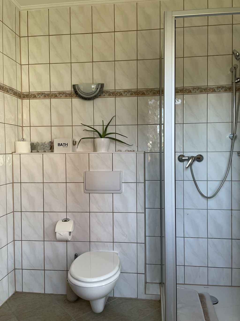 Rent 1 room apartment Zeuthen | Entire place | Zeuthen | Appartement im Grünen | Hominext
