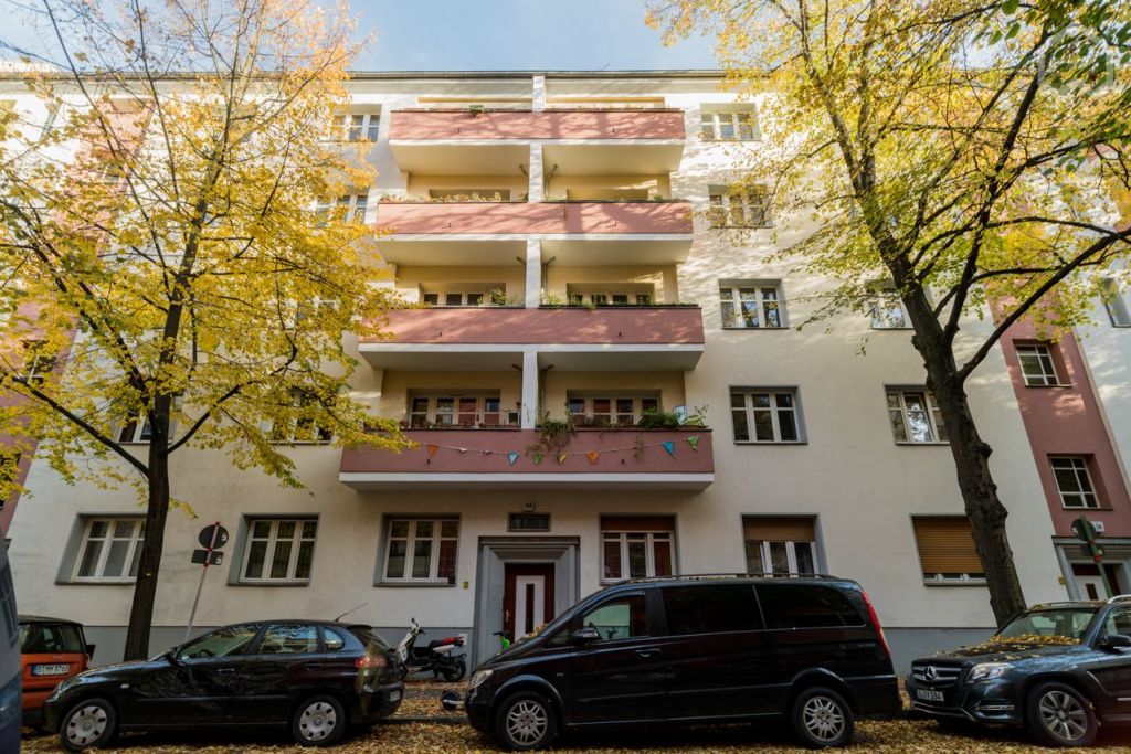 Rent 1 room apartment Berlin | Entire place | Berlin | Entdecken Sie das Moderne Berlin in Unserer Stilvollen Wohnung im Herzen von Neukölln | Hominext