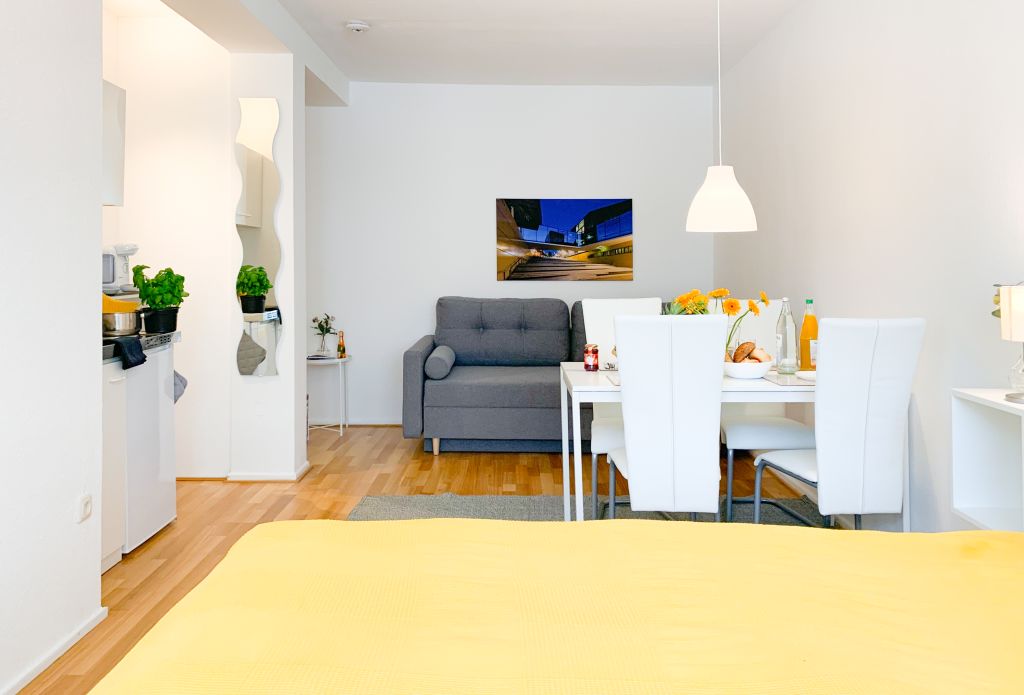 Miete 1 Zimmer Wohnung Aachen | Ganze Wohnung | Aachen | Möblierte Wohnung Aachener Innenstadt mit Parkplatz | Hominext