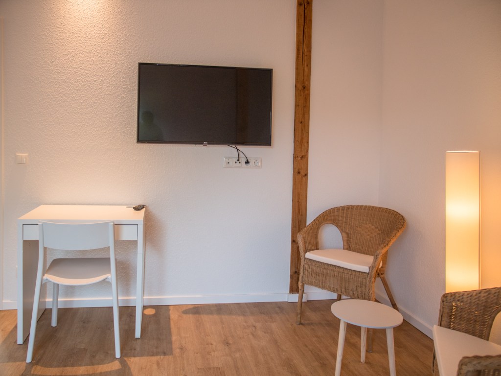 Rent 2 rooms apartment Essen | Entire place | Essen | Hell und modern wohnen | Hominext