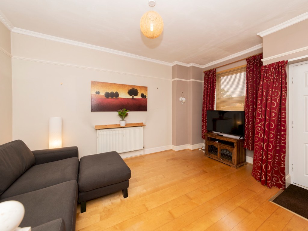 Flat 1, 49 Watlington street, Reading, RG1 4RF