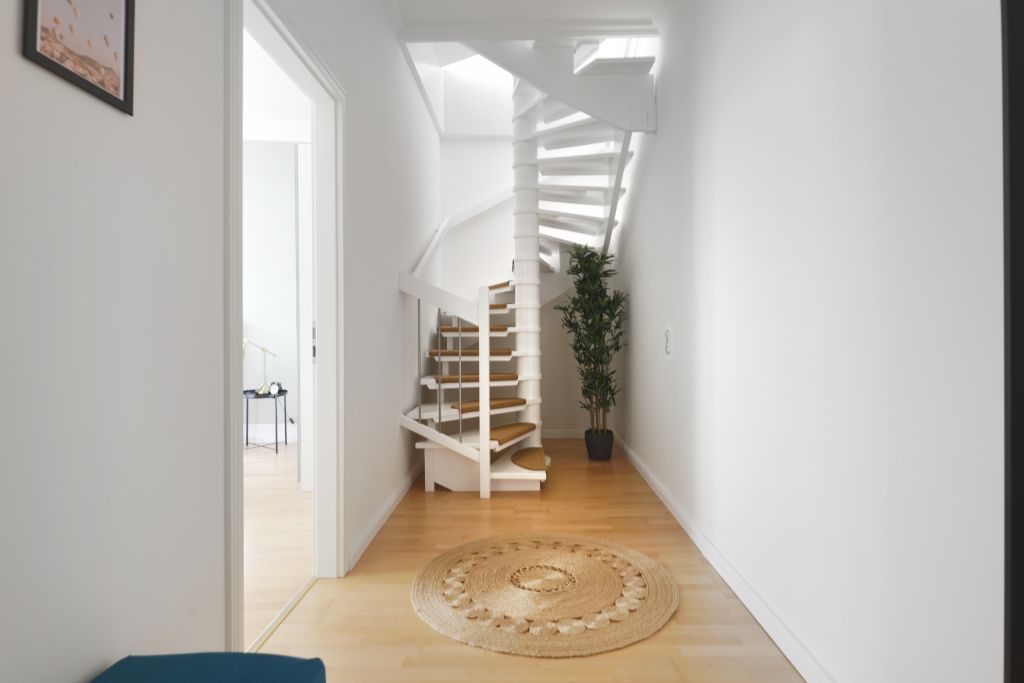 Miete 2 Zimmer Wohnung Berlin | Ganze Wohnung | Berlin | Bestlage im schönen Winskiez: Helle Dachgeschoss-Maisonnette Wohnung mit viel Platz und Licht | Hominext