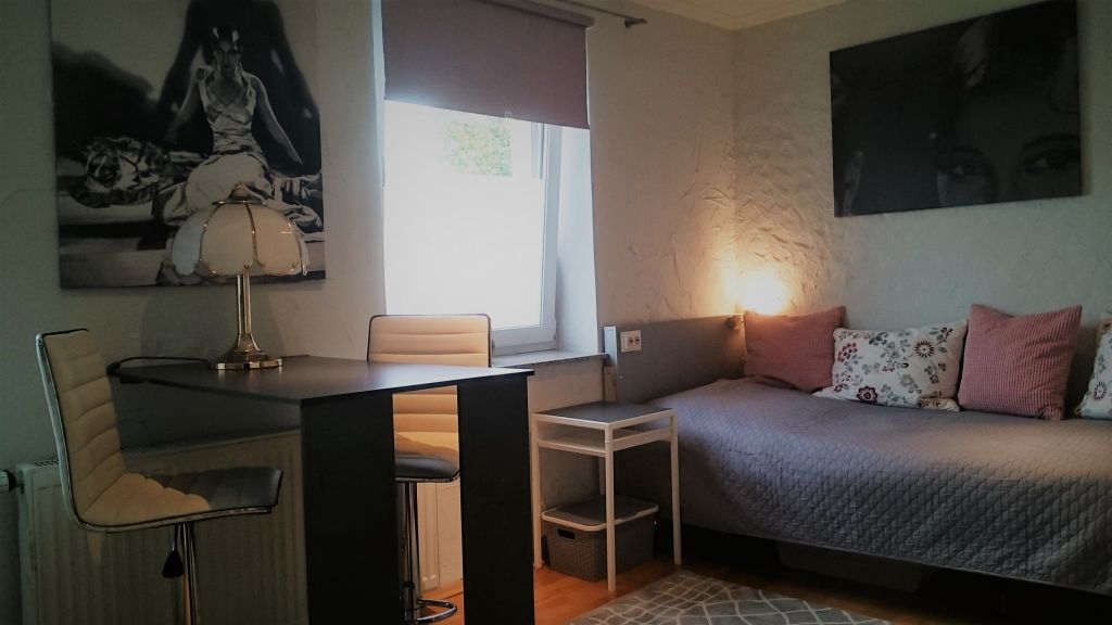 Miete 1 Zimmer Wohnung Pulheim | Ganze Wohnung | Pulheim | Stilvolles Studio in Pulheim/ Köln Nähe | Hominext