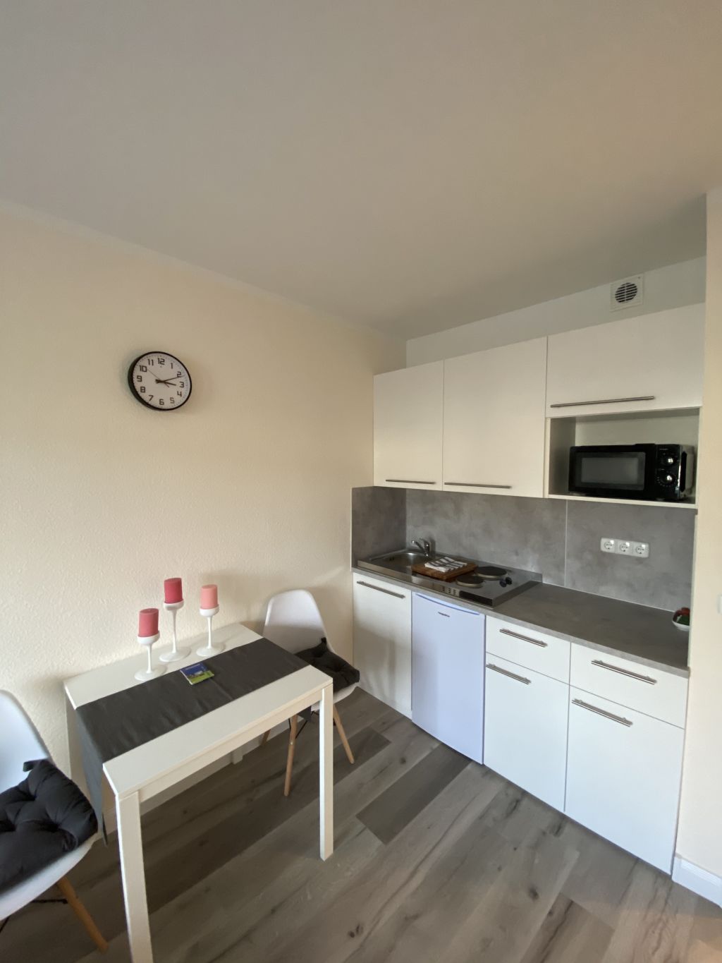 Miete 1 Zimmer Wohnung Düsseldorf | Ganze Wohnung | Düsseldorf | Frisch renoviertes Apartment in Düsseldorf | Hominext