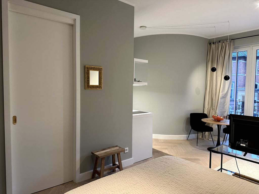 Miete 1 Zimmer Wohnung Berlin | Ganze Wohnung | Berlin | FASANENSTRASSE, EINE DER ELEGANTESTEN ADRESSEN DER STADT | Hominext