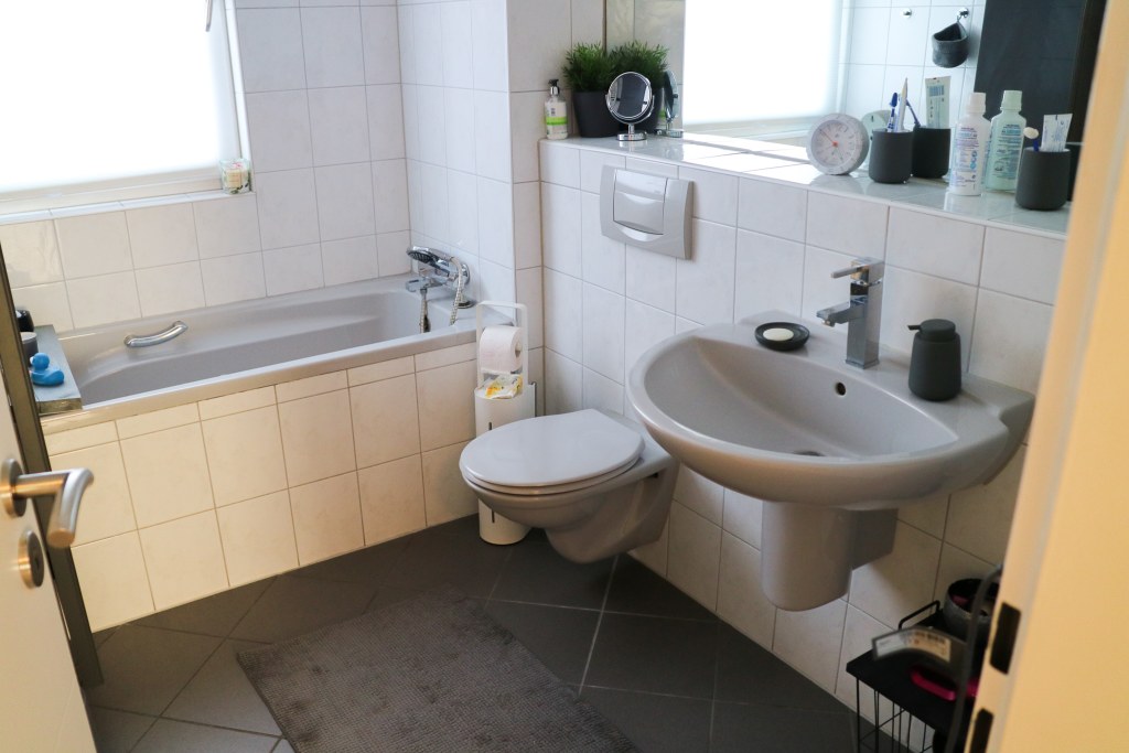 Miete 2 Zimmer Wohnung Köln | Ganze Wohnung | Köln | Modern möbliertes Reihenhaus mit Garten in Köln-Pesch nahe Pescher und Escher See | Hominext