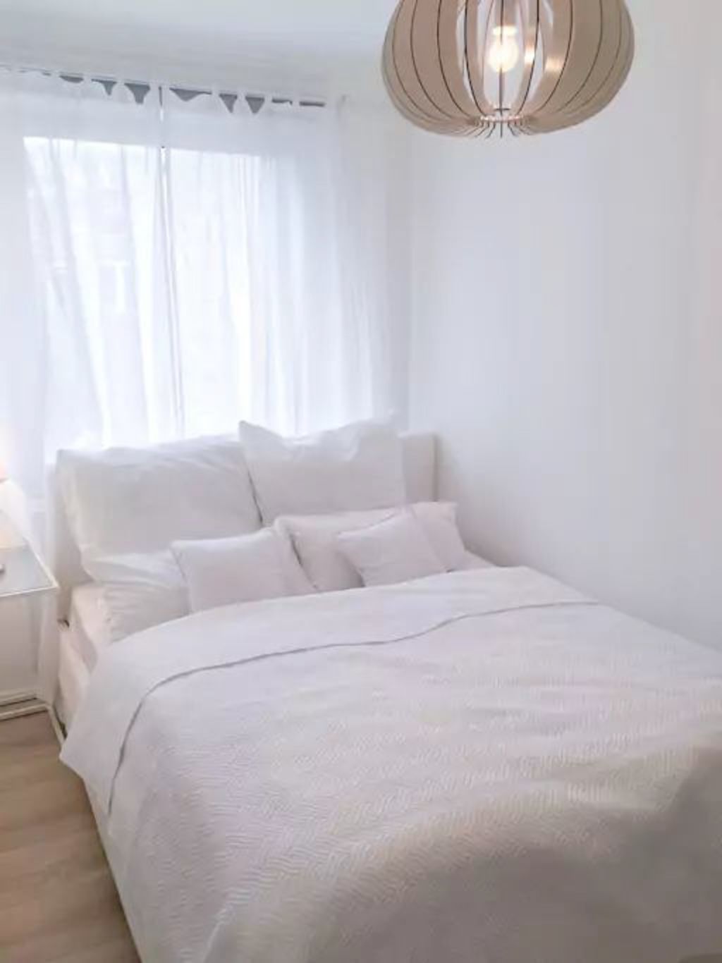 Rent 1 room apartment Köln | Entire place | Köln | Modern & Cosy flat located at Friesenstrasse | Hominext