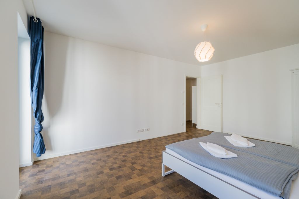 Rent 1 room apartment Berlin | Entire place | Berlin | Große 2 Zimmer Wohnung mit Balkon direkt am Hermannplatz | Hominext