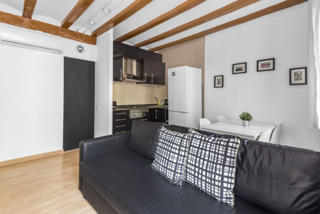 Carrer De L Allada Vermell Barcelona Amsterdam Apartments For Rent