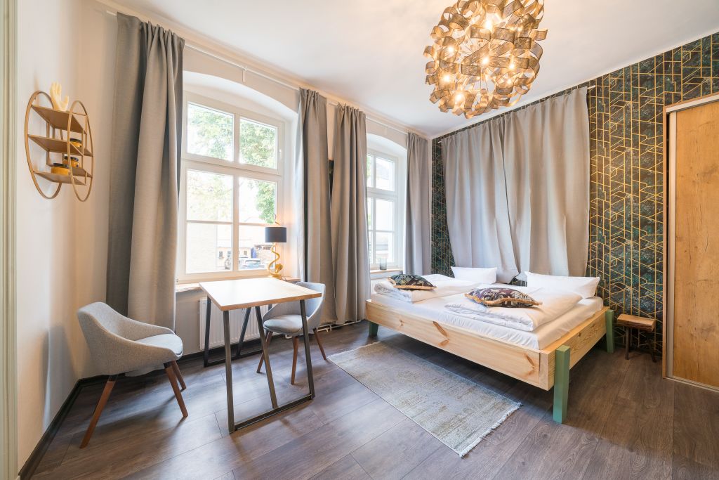 Rent 1 room apartment Potsdam | Entire place | Potsdam | Geräumiges Studio am Schlosspark | Hominext