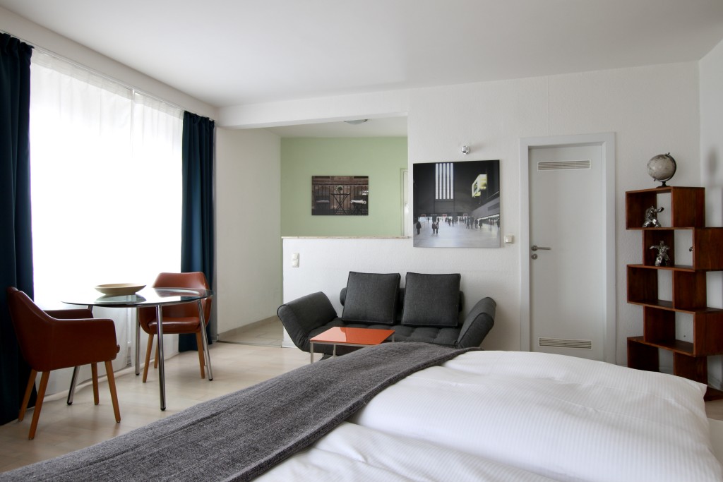 Rent 1 room apartment Köln | Entire place | Köln | Belgisches Viertel - zentrales und schönes Aparment | Hominext