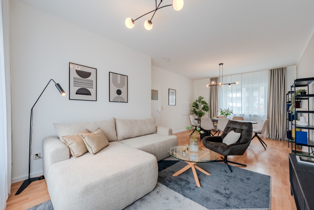 Miete 2 Zimmer Wohnung Berlin | Ganze Wohnung | Berlin | Luxuriöse 3-Zimmer-Wohnung mit viel Licht und Balkon im Berliner Stadtteil Spandau | Hominext