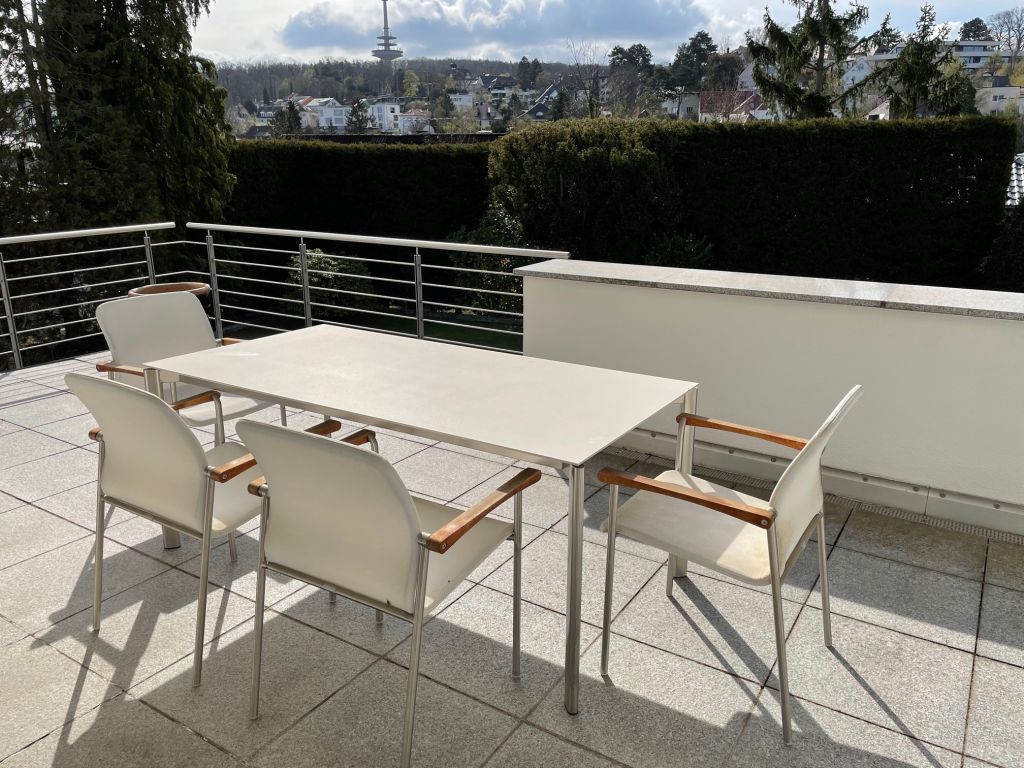 Rent 1 room apartment Stuttgart | Entire place | Stuttgart | Great luxury apartment in Stuttgarts famous hillside | Hominext