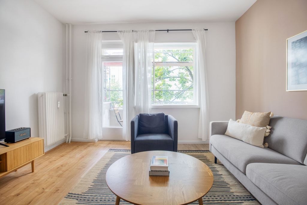 Miete 2 Zimmer Wohnung Berlin | Ganze Wohnung | Berlin | Großzügige drei Zimmer Wohnung, zentral gelegen in Charlottenburg | Hominext