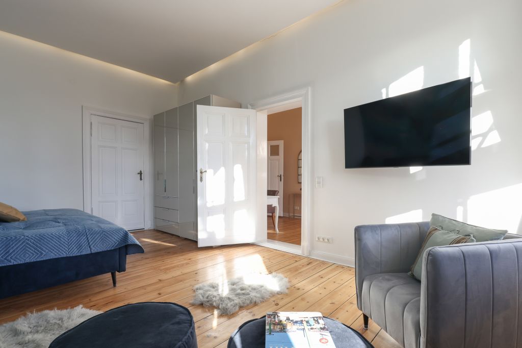 Rent 2 rooms apartment Berlin | Entire place | Berlin | +DIPLOMATS RENTAL+FURNISHED APARTMENT+CITYCENTER+SCHÖNEBERG+FITTED KITCHEN+6 PERSONS POSSIBLE | Hominext