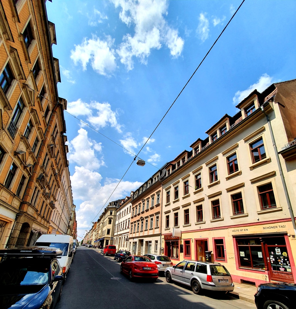 Miete 1 Zimmer Wohnung Dresden | Ganze Wohnung | Dresden | Szenekiez: charmante Wohnung mit Dachbalken | Hominext