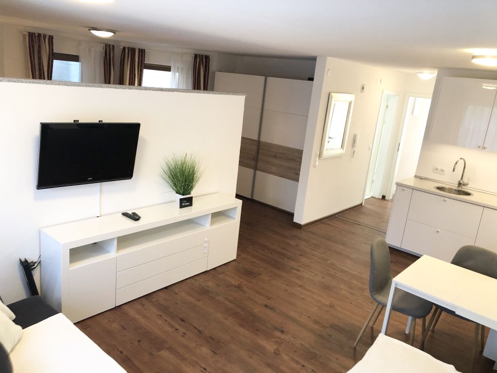 Rent 1 room apartment Sachsenheim | Entire place | Sachsenheim | Ruhige, modern möblierte Einliegerwohnung mit Bahnanschluss | Hominext