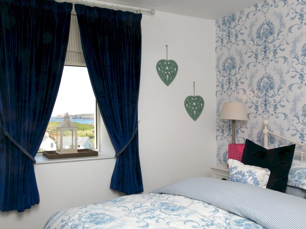 NO 20 cliff apartments, Trearddur Bay, LL65 2UZ