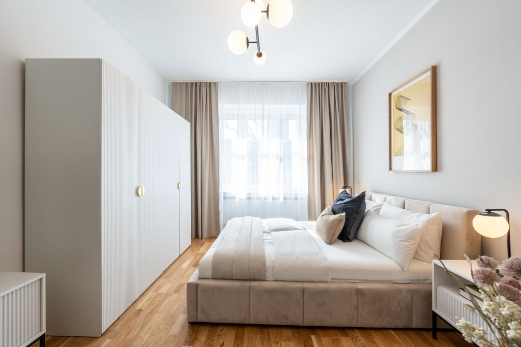 Rent 2 rooms apartment Berlin | Entire place | Berlin | Voll möblierte 3-Zimmer-Wohnung mit Arbeitsbereich | Hominext