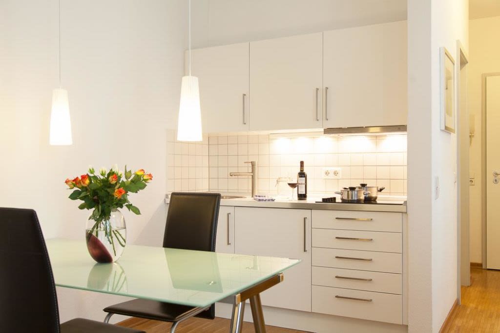 Miete 1 Zimmer Wohnung Köln | Ganze Wohnung | Köln | Apartment mit Terrasse | Hominext