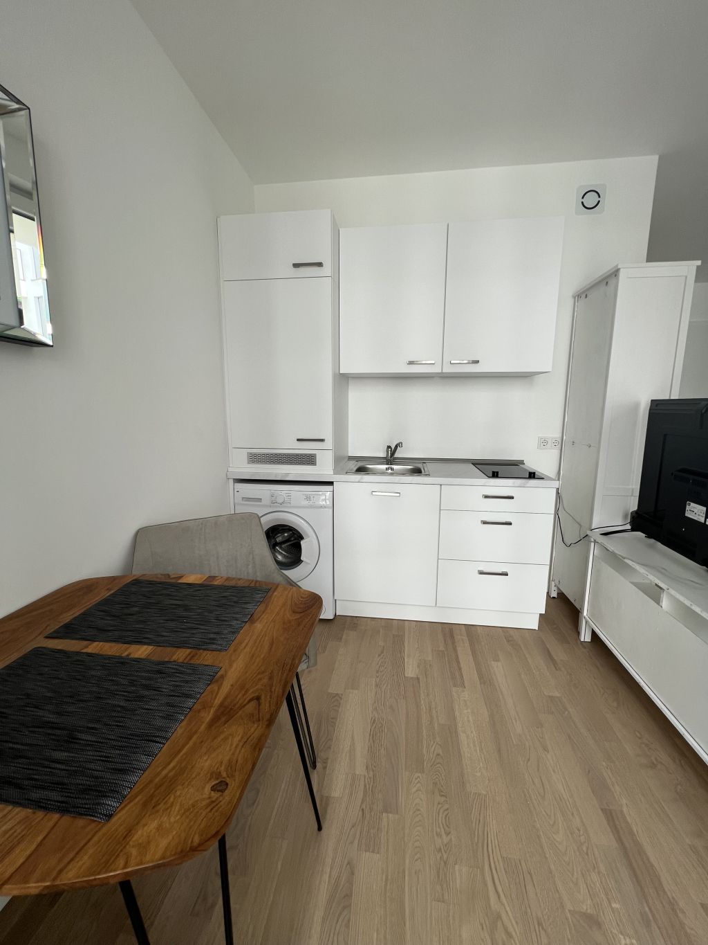 Miete 1 Zimmer Wohnung Berlin | Ganze Wohnung | Berlin | Pure Living * Luxus * Concierge * Mercedes-Benz Arena * East-Side Gallery * Friedrichshain * S & U Warschauer * Ostkreuz * nahe Boxhagener Platz * | Hominext