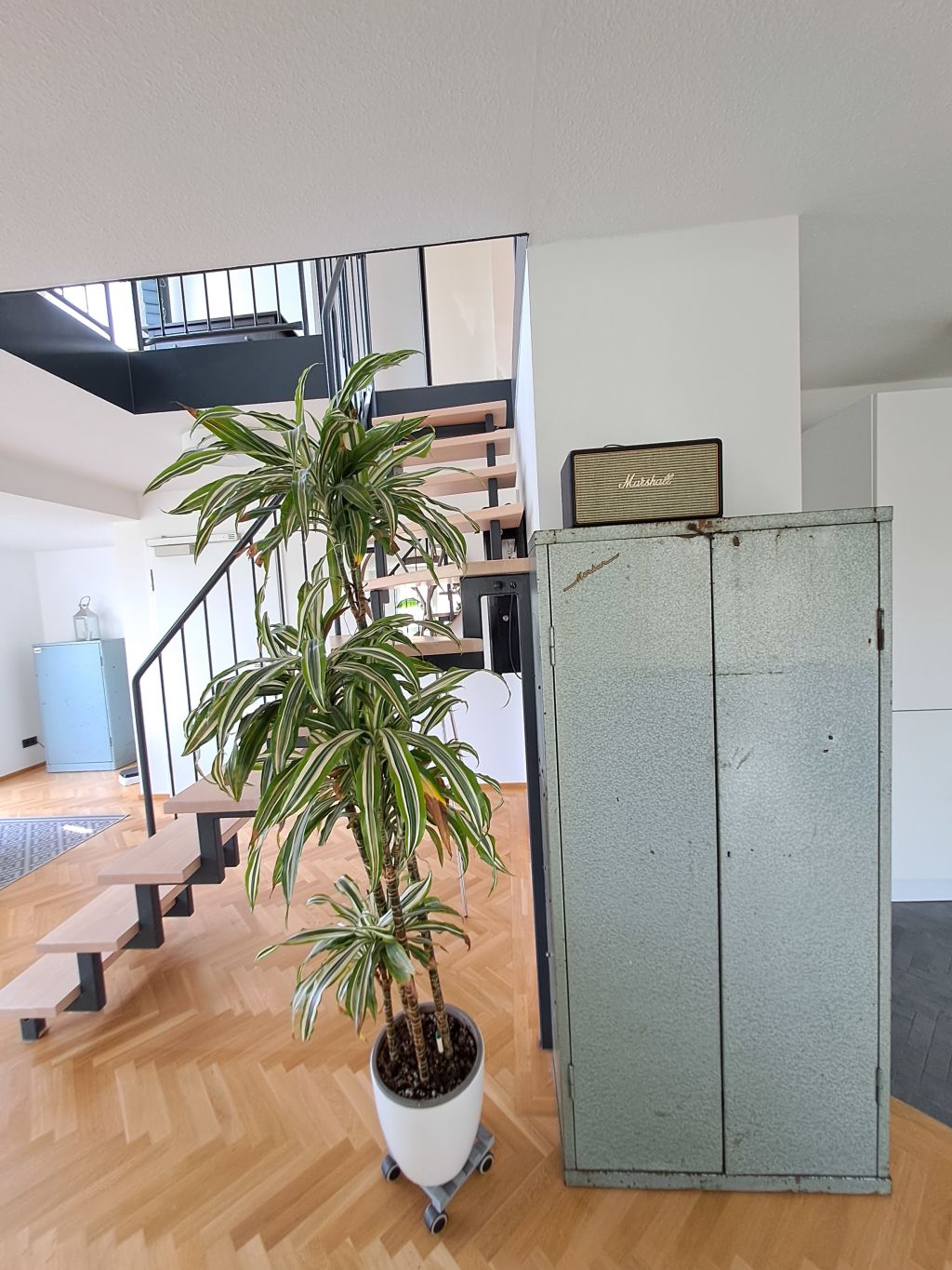 Rent 1 room apartment Düsseldorf | Entire place | Düsseldorf | Gehobene Maisonettewohnung mit Terrasse | Hominext