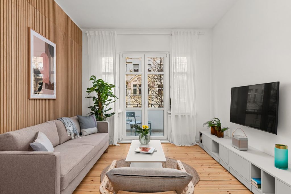 Miete 1 Zimmer Wohnung Berlin | Ganze Wohnung | Berlin | Kernsanierte, charmante 2-Zimmer-Wohnung mit Balkon in Berlin Neukölln | Hominext