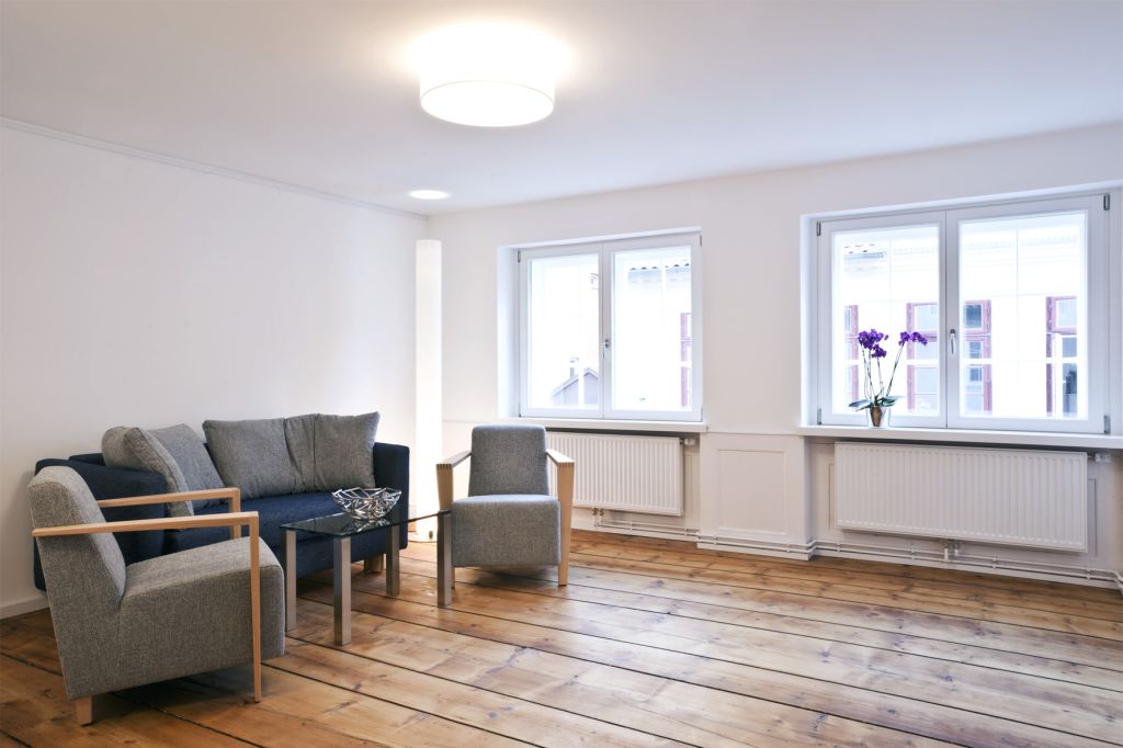 Rent 1 room apartment Lüneburg | Entire place | Lüneburg | Schöne sanierte Wohnung in einem denkmalgeschützten Gebäude aus 1389  in der Altstadt | Hominext