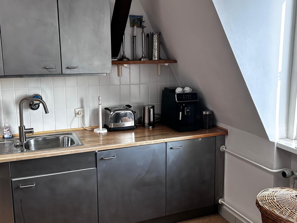 Miete 2 Zimmer Wohnung Berlin | Ganze Wohnung | Berlin | Helle Dachterrassenwohnung in Charlottenburg | Hominext