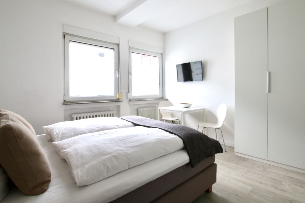 Miete 1 Zimmer Wohnung Köln | Ganze Wohnung | Köln | Helles Apartment am Friesenplatz | Hominext