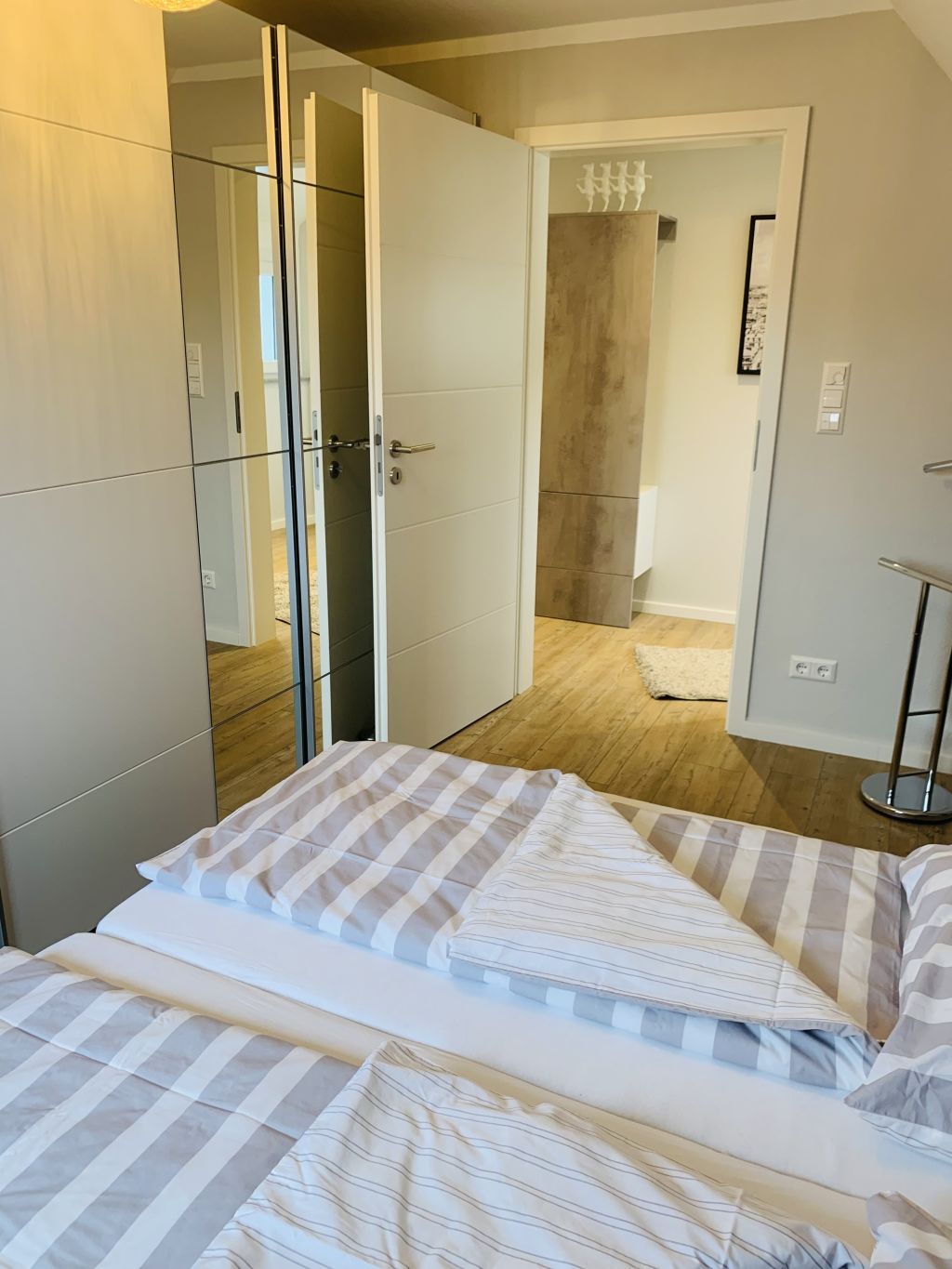 Rent 2 rooms apartment Rheinstetten | Entire place | Rheinstetten | Stylische Maisonettewohnung in hervorragender Lage | Hominext